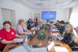 Общественный совет Министерства социальной защиты Алтайского края на службе семей с детьми и старшего поколения